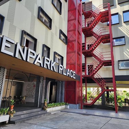 Penpark Place Бангкок Екстер'єр фото